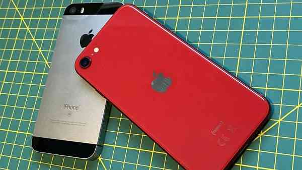 45990-89509-43285-84055-210720-iPhoneSE-xl-xl