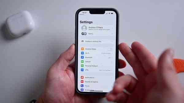 49001-95879-AirPods-Setting-section-xl 49001-95879-AirPods-Setting-section-xl