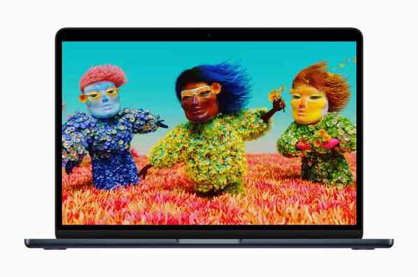 Apple-WWDC22-MacBook-Air-Liquid-Retina-Display-220606_big.jpg.large_