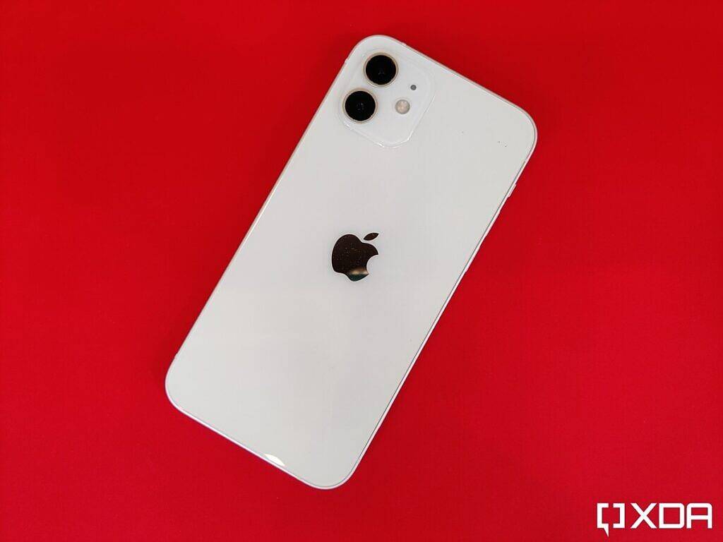 Apple-iPhone-12-review-xda-white-ink-1024x768-1