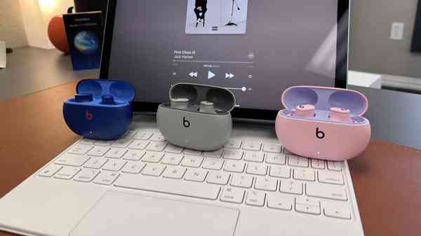 Beats-Studio-Buds0002