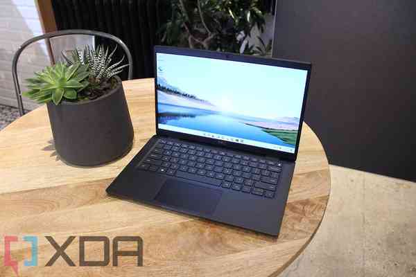 Dell-Latitude-7330-Ultralight-3