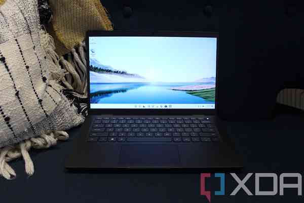 Dell-Latitude-7330-Ultralight-6-1024x683-2