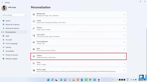 Disable-Microsoft-Teams-Chats-Icon-in-Windows-11-Taskbar-02_marked