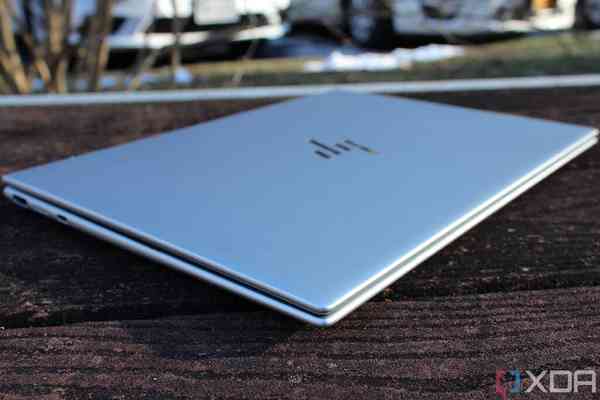 HP-Elite-Dragonfly-G3-3-1024x683-3
