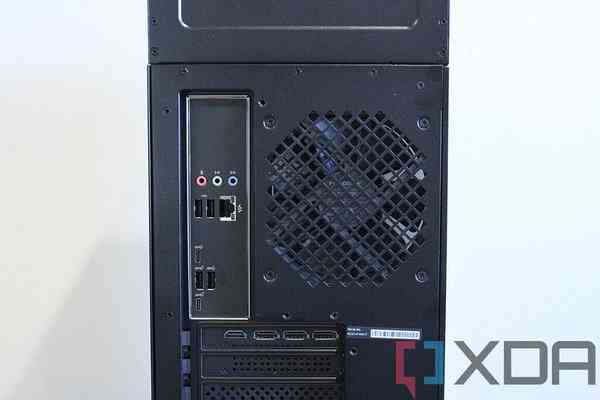 HP-OMEN-45L-15-1024x683-1