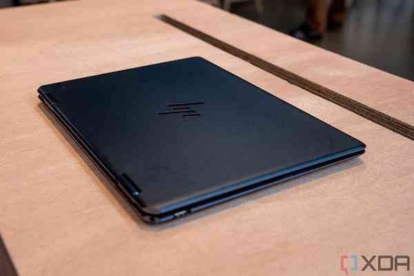 HP-Spectre-x360-13-12-1024x683-1 HP-Spectre-x360-13-12-1024x683-1