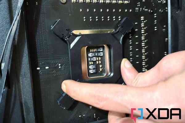 How-to-install-a-cpu-cooler-1