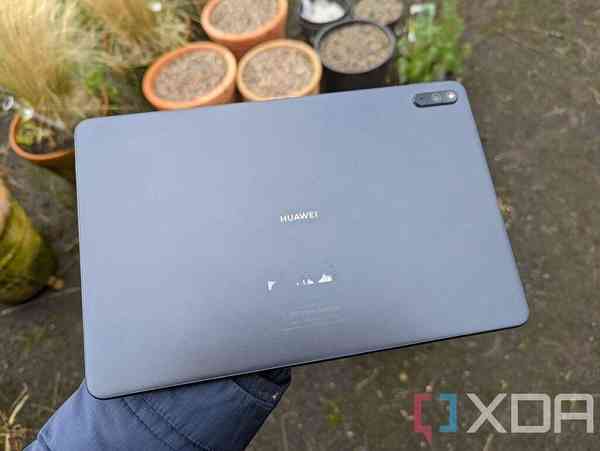 Huawei-MatePad-11-Back-watermarked-1024x771-1