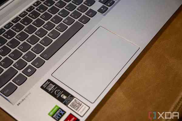 Lenovo-IdeaPad-Slim-7-Pro-16-15-1024x683-1