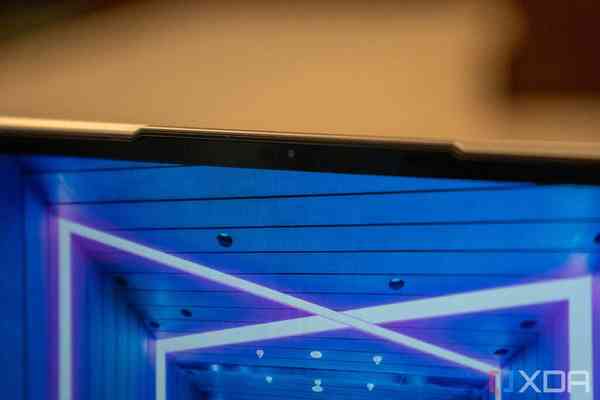 Lenovo-IdeaPad-Slim-7-Pro-16-9-1024x683-1