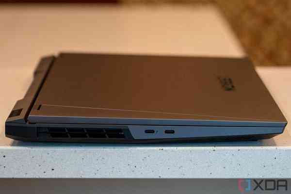 Lenovo-Legion-5i-Pro-13-1024x683-1