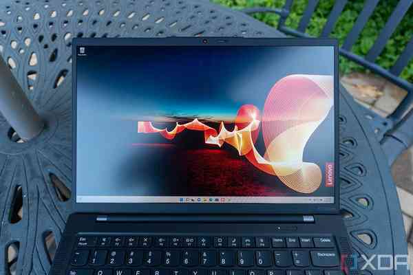 Lenovo-ThinkPad-X1-Carbon-11-1024x683-1 Lenovo-ThinkPad-X1-Carbon-11-1024x683-1