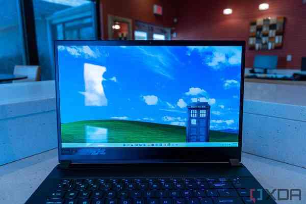 MSI-Creator-15-13-1024x683-1