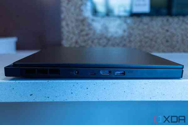 MSI-Creator-15-17-1024x683-1