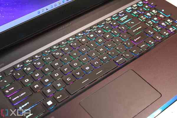 MSI-Raider-GE76-4-1024x683-1 MSI-Raider-GE76-4-1024x683-1