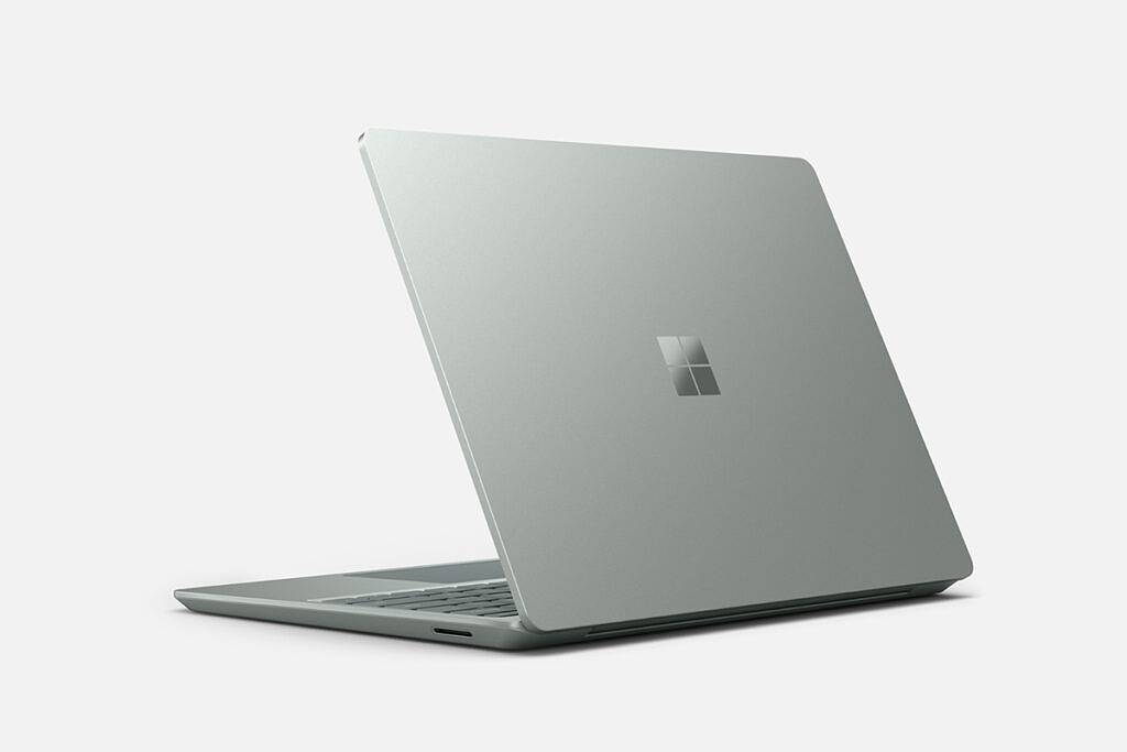 Microsoft-Surface-Laptop-Go-2-20-1024x683-1 Microsoft-Surface-Laptop-Go-2-20-1024x683-1