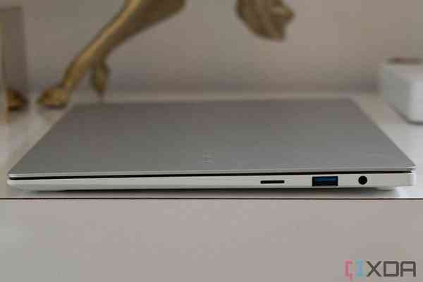 Samsung-Galaxy-Book-2-Pro-17-1024x683-1