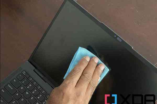 clean-laptop