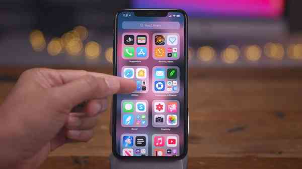 iOS-14-Home-Screen-tips-and-tricks-How-to-view-the-app-library