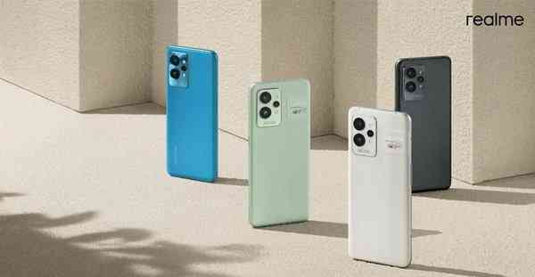 realme-1600x832-1 realme-1600x832-1