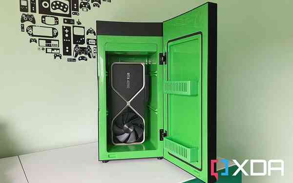 rtx-4090-xbox-mini-fridge-1024x640-1