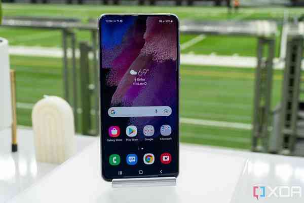 samsung-galaxy-s21-fe-xda-hands-on-29-1024x683-2