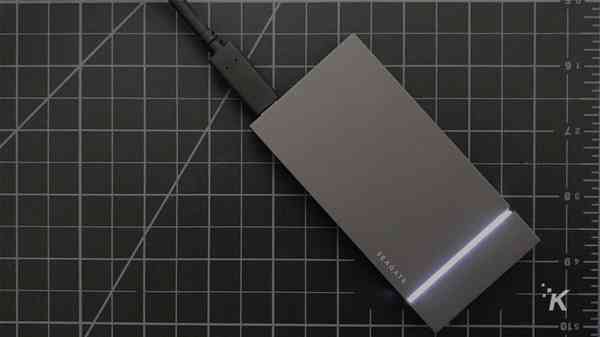seagate-firecuda-gaming-ssd-header-1024x576-1 seagate-firecuda-gaming-ssd-header-1024x576-1